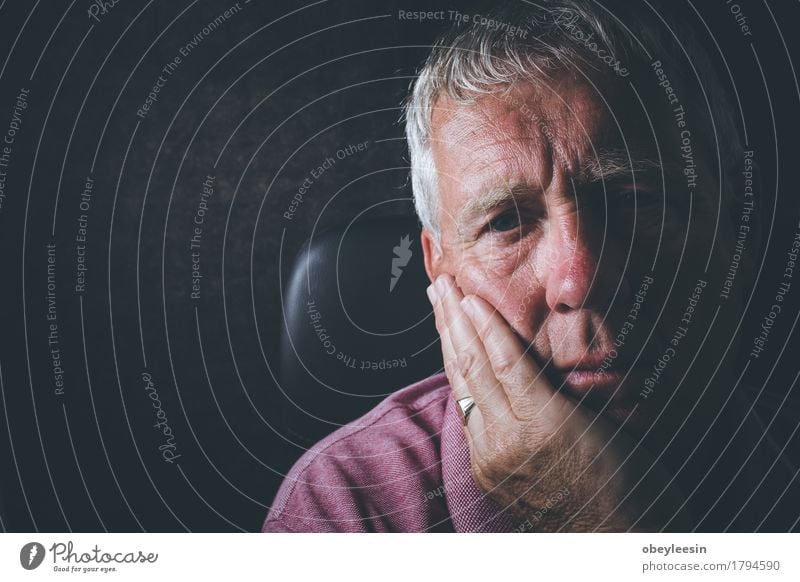 sad senior Profession Human being Masculine Man Adults Male senior Father Grandfather Senior citizen 1 Stress Colour photo Interior shot Copy Space left Day