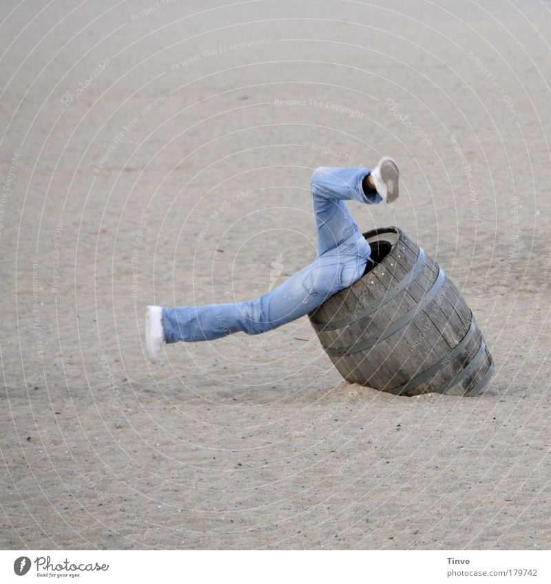 happy landing Colour photo Exterior shot Detail Copy Space top Copy Space bottom Evening Spirits Beer Legs Movement Playing Jump Drinking Joy Happiness