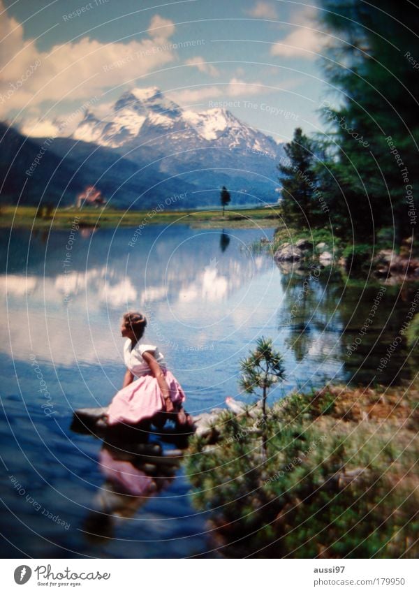 Please hang the picture over the sofa to the left of the roaring stag. Colour photo Exterior shot Day Blur Lake Relaxation To enjoy Folklore music Folk-dance