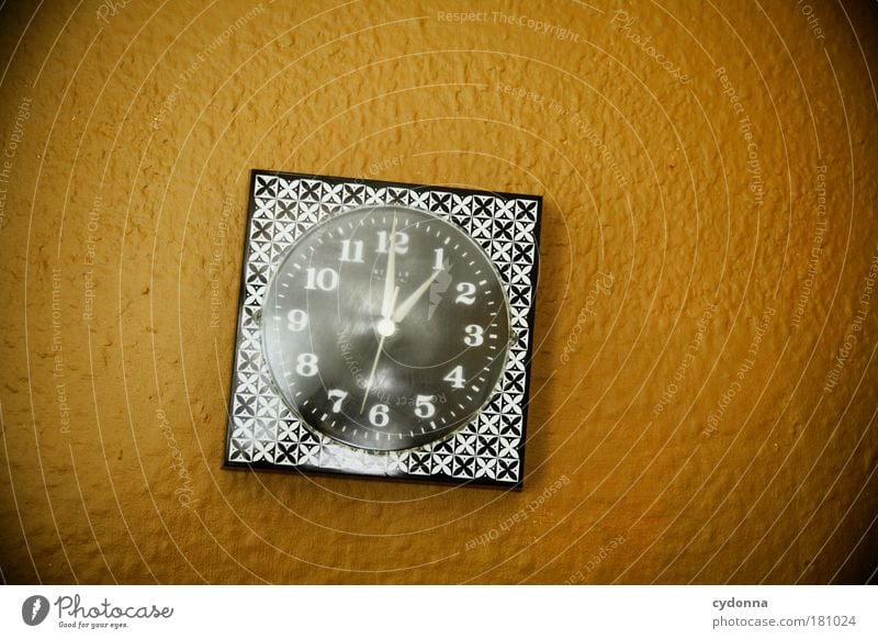 13:00:32 Colour photo Interior shot Close-up Detail Deserted Copy Space right Copy Space top Neutral Background Day Light Shadow Contrast Long shot