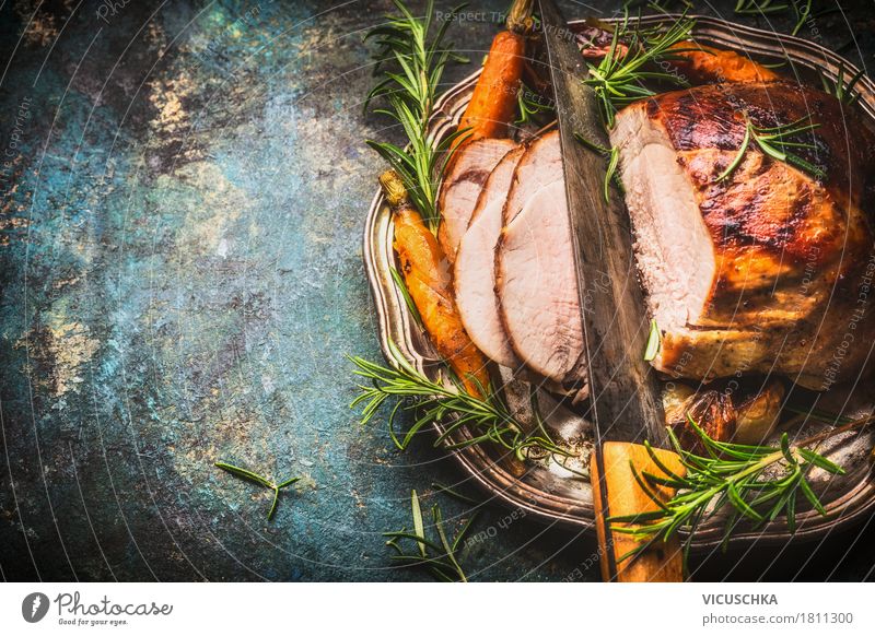 homemade ham roast Food Fish Herbs and spices Nutrition Lunch Dinner Banquet Slow food Plate Knives Style Design Living or residing Table Christmas & Advent