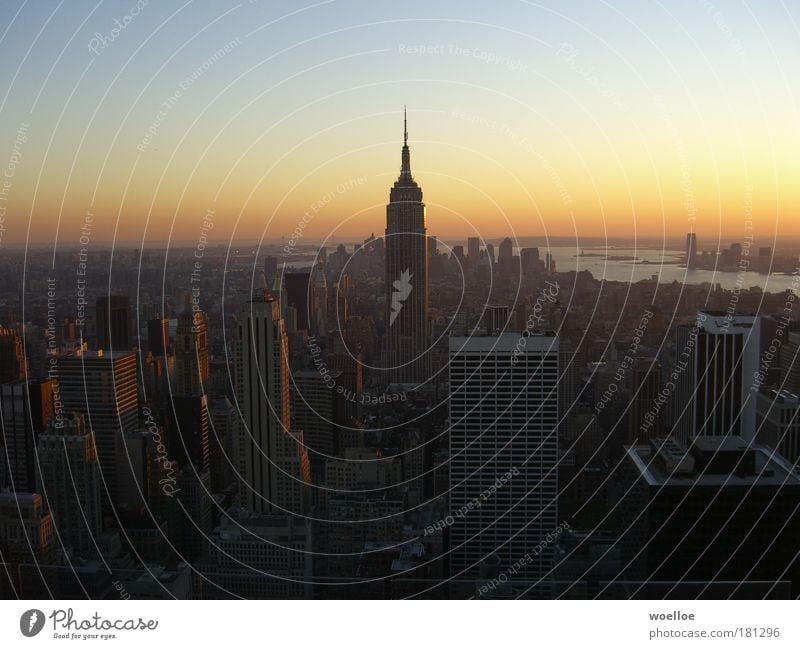 Skyline of Manhattan / New York Colour photo Exterior shot Aerial photograph Deserted Copy Space left Copy Space right Copy Space top Evening Twilight Shadow