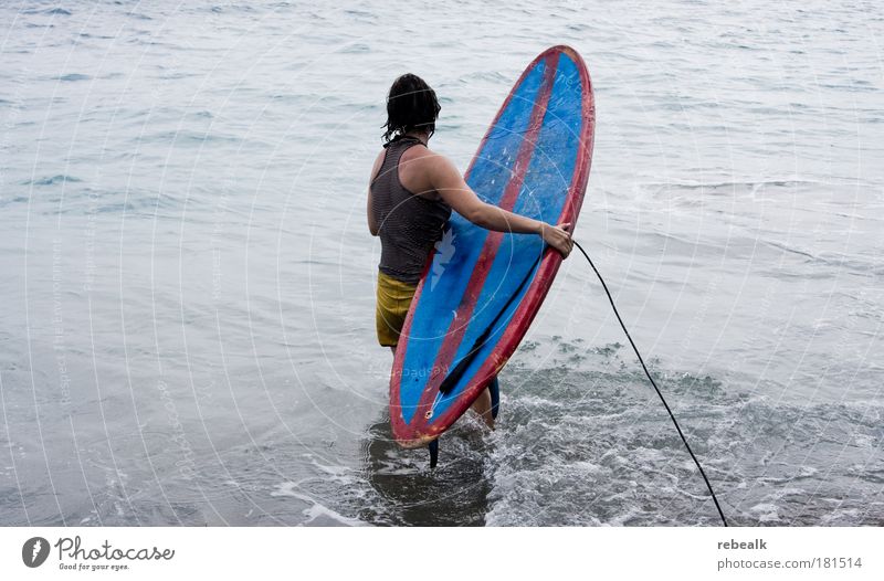 Surfin Safari Colour photo Subdued colour Exterior shot Copy Space left Contrast Vacation & Travel Summer Summer vacation Ocean Waves Sports Surfing Surfer