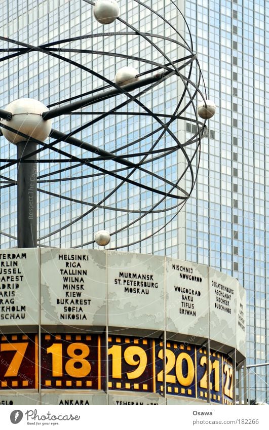 hourly hotel Berlin Alexanderplatz World time clock Clock Time Planet Circle Round Sphere Orbit Sun Mercury Earth Mars Venus Jupiter Uranus Saturn Hotel Facade