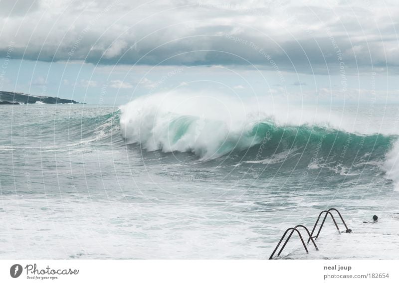 Don't jump off the side! Subdued colour Exterior shot Deserted Freedom Ocean Waves Elements Water Clouds Storm Gale Coast Casa del Remo La Palma Europe Mole