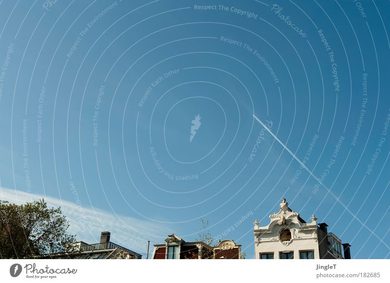 Wanderlust in the Prinsengracht Colour photo Exterior shot Deserted Copy Space left Copy Space right Copy Space top Copy Space middle Day Central perspective