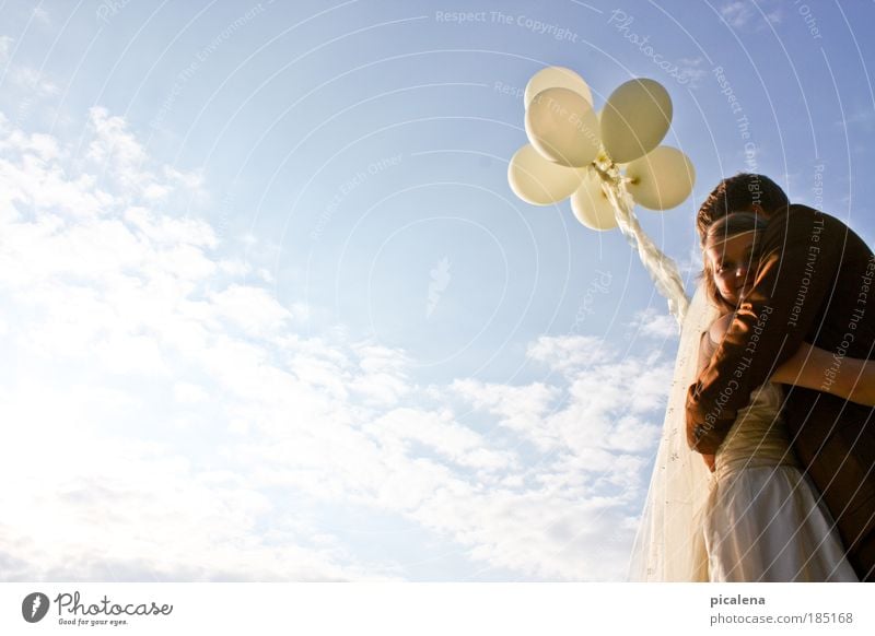 on cloud 7 Couple 2 Human being 18 - 30 years Youth (Young adults) Adults Sky Beautiful weather Bridal veil Balloon Embrace Fresh Happy Positive Emotions Safety