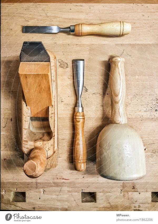 carpentry tool Hammer Technology Work and employment Wood Planer Workbench Joiners workshop Workshop Handcrafts Carpenter Broach Craftsperson Master Carve