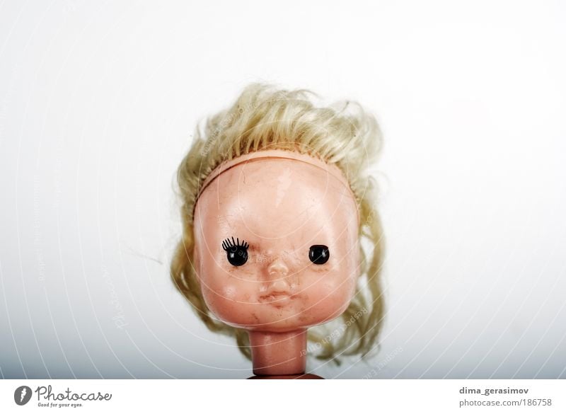 Face 2 Toys Doll Bizarre Mysterious eyes head hair toy Colour photo Close-up Deserted Flash photo Portrait photograph