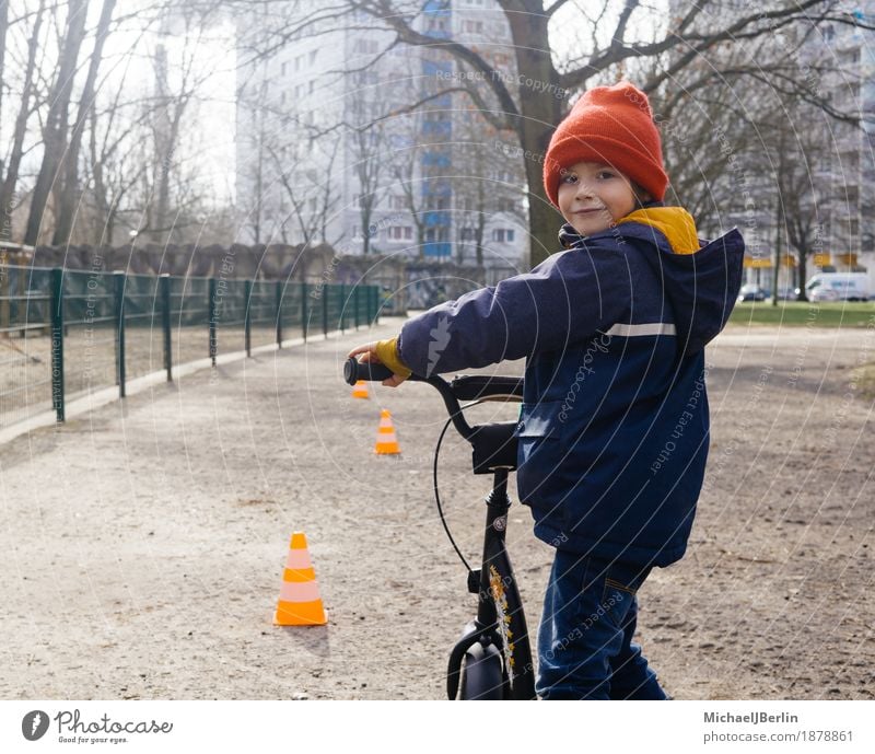 Five year old child with scooter in the park Scooter Human being Masculine Child Infancy 1 3 - 8 years Berlin Capital city Means of transport Movement Study