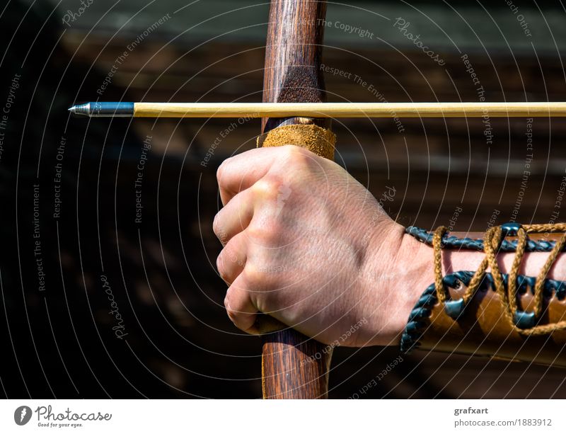 Aiming in archery Archery Arrow Concentrate Target Precision Testing & Control Bow Talented Focal point Leisure and hobbies Risk Accuracy Hand Challenging