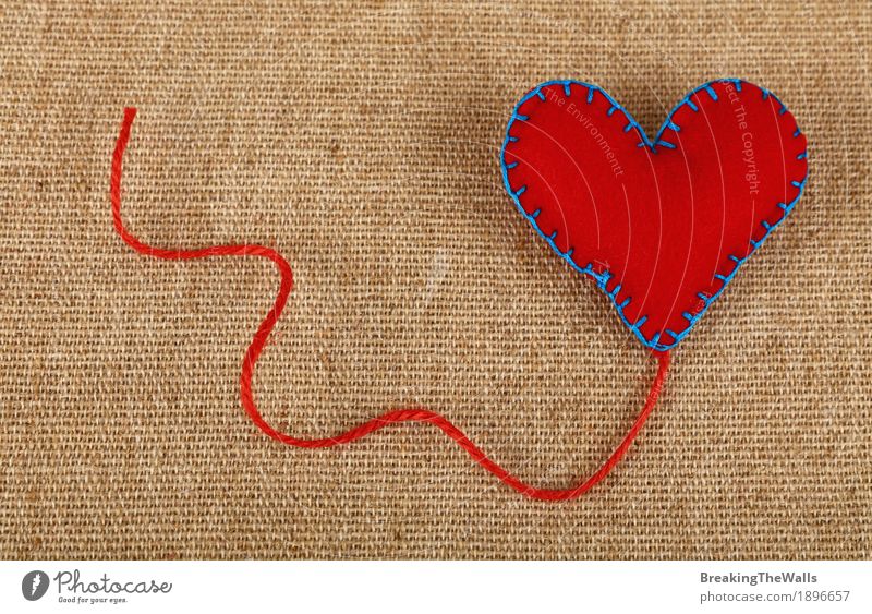 Handmade red felt craft heart with twine on canvas Leisure and hobbies Handicraft Handcrafts Decoration Valentine's Day Mother's Day Craft (trade) Art Cloth