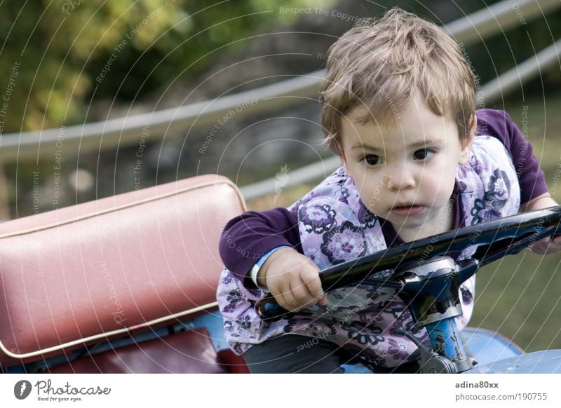 Attention, danger in sight! Parenting Child Playground Motoring Car Tractor Vintage car Observe Movement Think Discover Driving Study Playing Small Joy Bravery