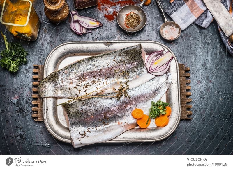 Fish fillet preparation with vegetables, fennel seeds and spices Food Vegetable Herbs and spices Cooking oil Nutrition Lunch Dinner Organic produce