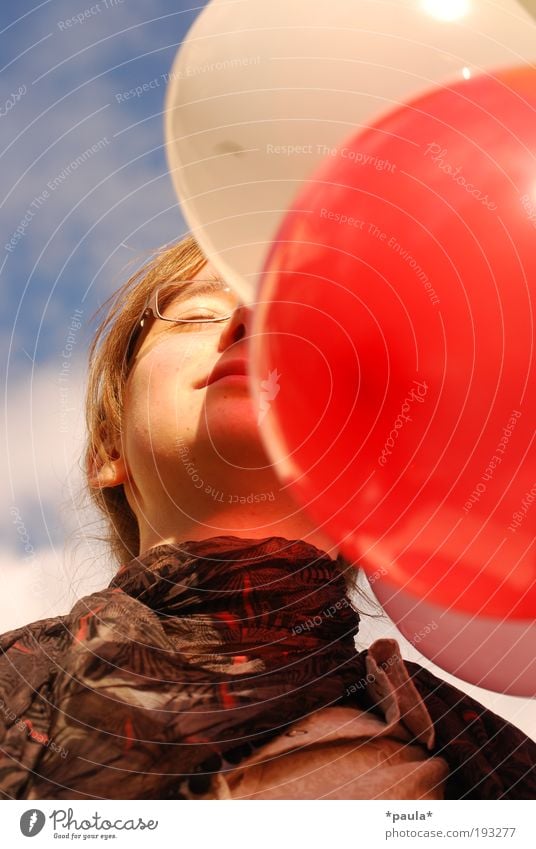 balloon space Relaxation Girl Head Face 1 Human being Sky Summer Beautiful weather Eyeglasses Scarf Brunette Balloon Breathe Touch To enjoy Dream Fresh Happy