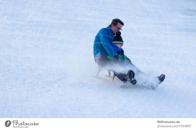 sledging fun Leisure and hobbies Sleigh Human being Masculine Child Toddler Boy (child) Young man Youth (Young adults) Man Adults Father 1 1 - 3 years