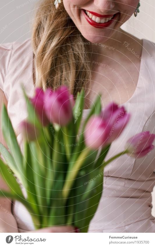 Spring_07 Feminine Young woman Youth (Young adults) Woman Adults 1 Human being 18 - 30 years Happy Tulip Flower Bouquet Pink Dress Laughter Braids Blonde