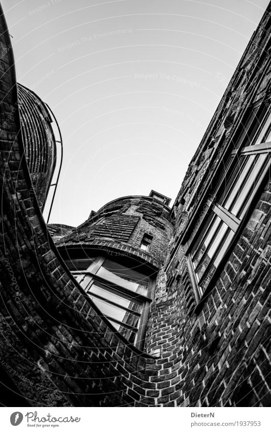 zestfully Bremen Downtown Old town Deserted House (Residential Structure) Manmade structures Building Architecture Wall (barrier) Wall (building) Facade Window