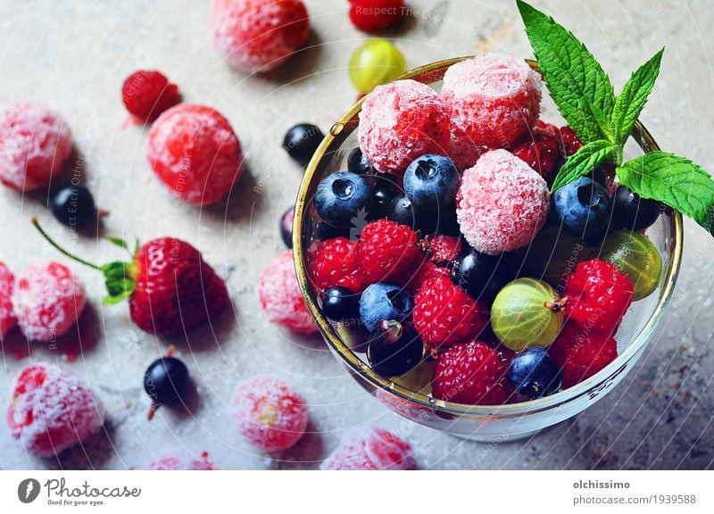 funkyfruits Fruit Mug Healthy Equal Wellness Contentment Berries blueberry peppermint Strawberry frozen Sugar Sweet Colour photo Interior shot Day