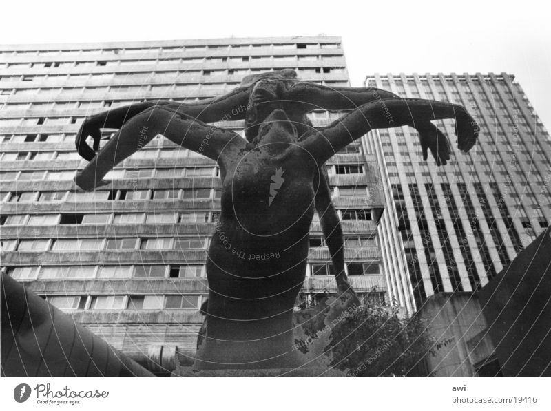 Nature mort High-rise Paris Sculpture Architecture sculture Human being banlieu Black & white photo Statue