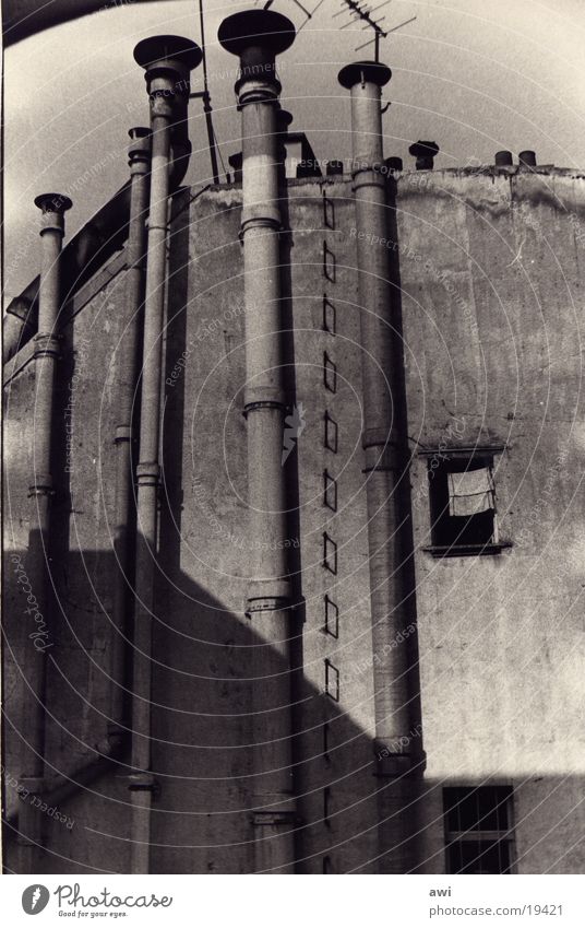 Paris reveille Facade House (Residential Structure) Architecture Black & white photo Grain Contrast Chimney