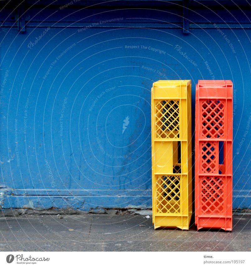 Bread rolls are already made from Bowl Deserted Sharp-edged Blue Yellow Red Colour photo Exterior shot Detail Structures and shapes Contrast Day