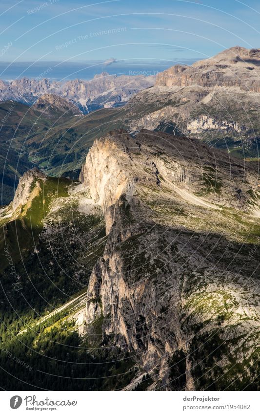 Sunrise in the Dolomites with view II Wide angle Panorama (View) Long shot Central perspective Deep depth of field Sunbeam Sunlight Reflection