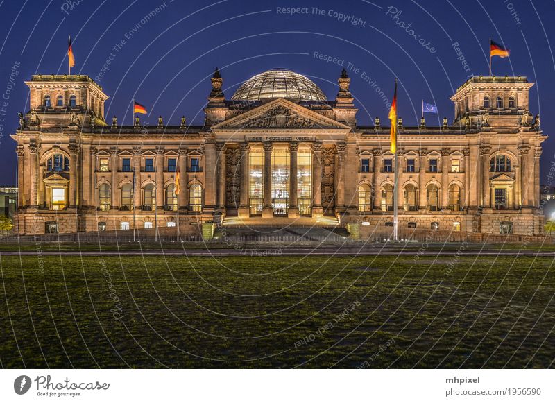 Reichstag Berlin Vacation & Travel Tourism Trip Politics and state Night sky Germany Capital city Palace Manmade structures Tourist Attraction Brown