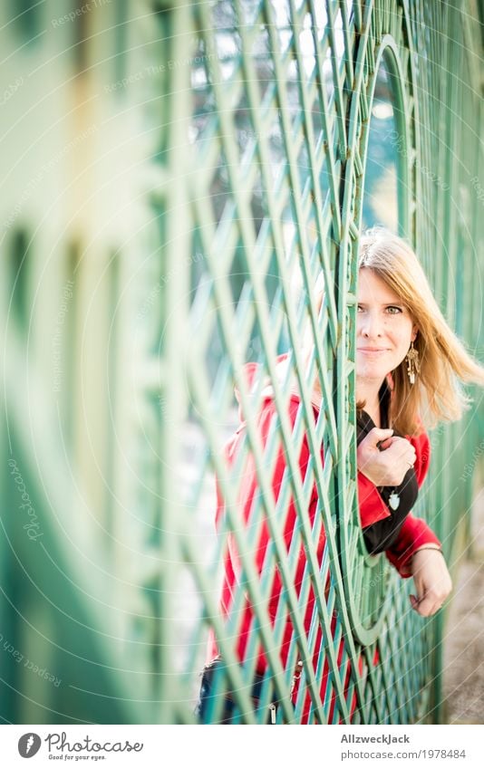 Lattice Portrait I Tourism Trip Sightseeing City trip Feminine Young woman Youth (Young adults) Woman Adults 1 Human being 18 - 30 years 30 - 45 years Park