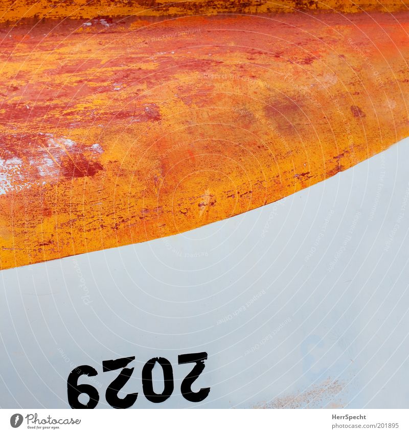 keel planes Motorboat Rowboat Plastic Old White Opposite Scratch mark Broken Abrasion Out of service Watercraft Spar varnish Colour photo Exterior shot