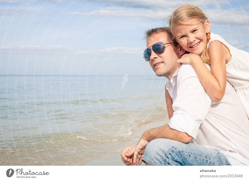 Father and daughter Lifestyle Joy Relaxation Leisure and hobbies Playing Vacation & Travel Trip Adventure Freedom Summer Sun Beach Ocean Child School Woman