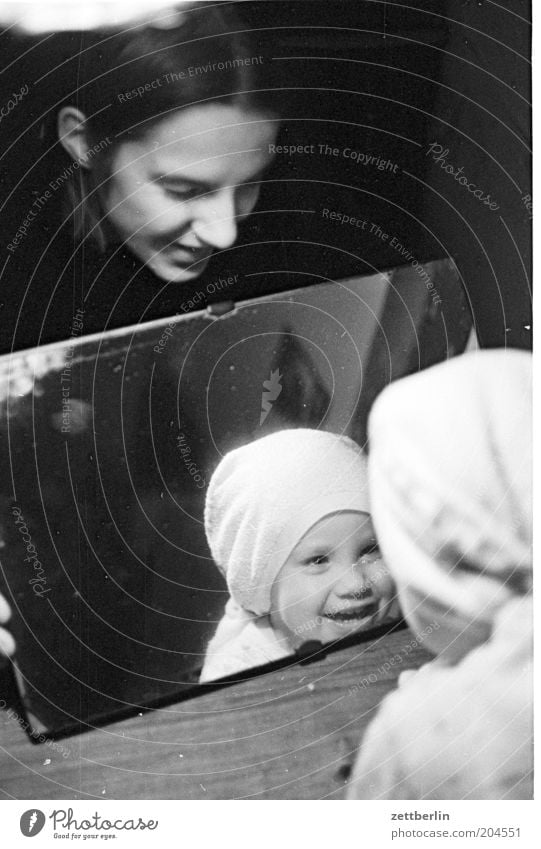 Philip, his mama and his mirror image Portrait photograph Child Woman Young woman Toddler Small Mother Parents Mirror Mirror image Laughter Happiness Cheerful