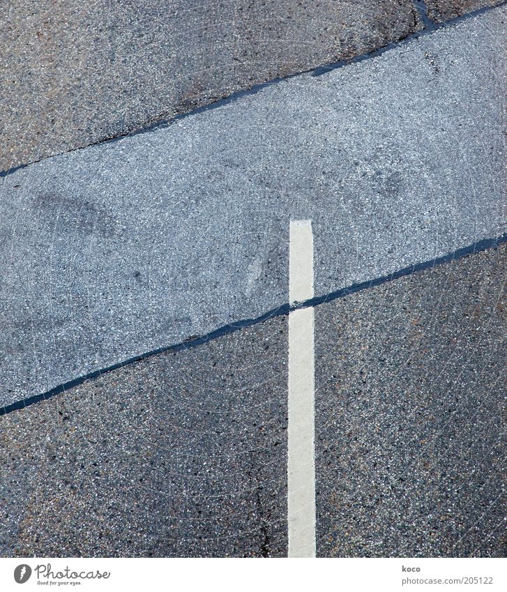 minimum Traffic infrastructure Road traffic Street Crossroads Concrete Road sign Line Sharp-edged Under Blue Gray White Symmetry Lanes & trails Subdued colour