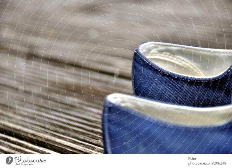 conversation Footwear Sneakers converse Blue Gray heel cloth shoes girls' shoes High heels White White-blue Footbridge Wood Wooden board Colour photo