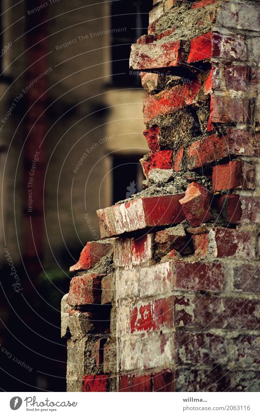 The fall of the wall Wall (barrier) Brick construction brick Broken Wall (building) Decline Derelict Old Tumbledown