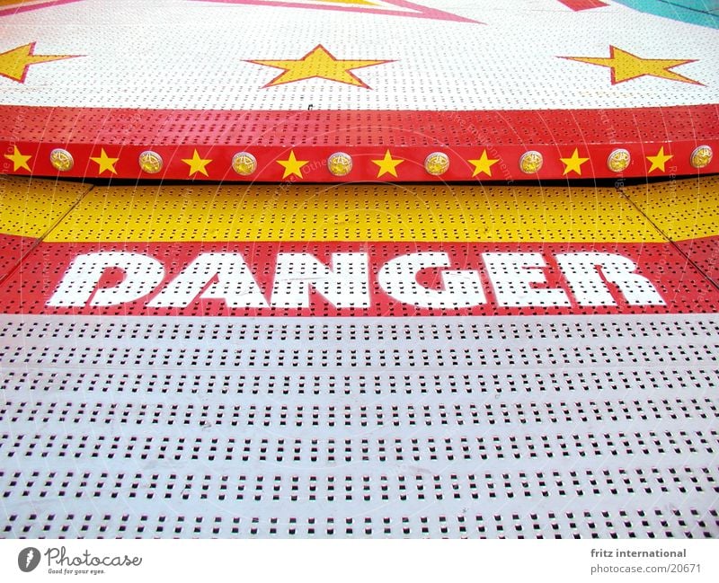 Danger Fairs & Carnivals Dangerous Holy Synod Symmetry Leisure and hobbies Threat danger carousel Münster Star (Symbol)