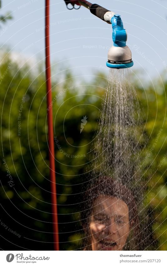 office space Joy Personal hygiene Garden Human being Woman Adults Head Hair and hairstyles Face 1 Water Drops of water Summer Beautiful weather Warmth