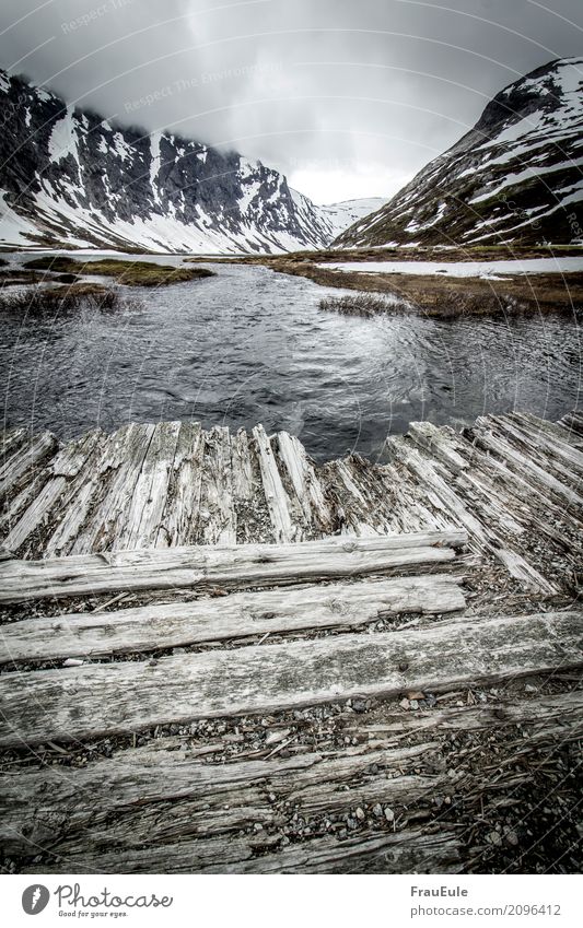 norge II Environment Nature Landscape Water Clouds Spring Hill Rock Mountain River Norway Jotunheimen Deserted Old Dirty Gigantic Cold Gloomy Wild Adventure