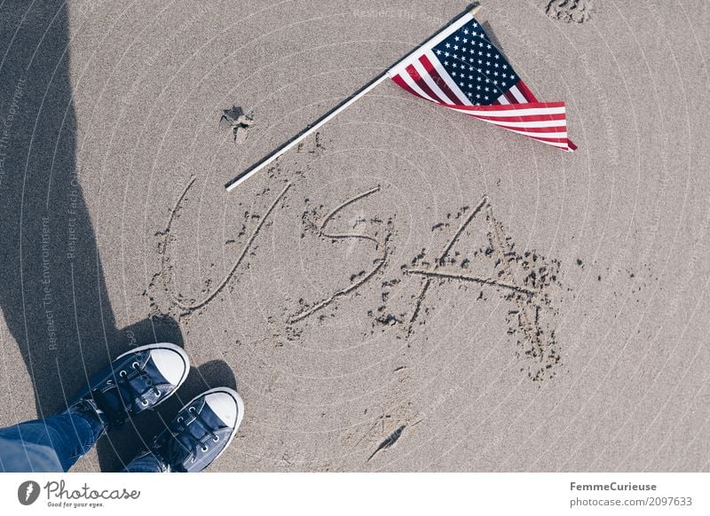 Roadtrip West Coast USA (129) Human being Adventure Feet Footwear Sneakers Flag Pacific beach Sand Beach Sandy beach Characters Sun Vacation & Travel