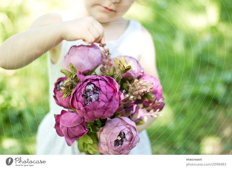 flower girl Bouquet Girl Child Toddler Pink Summer Flower Floristry Gift Donate Comprehend Study Touch Experience White Dress Mother's Day Father's Day