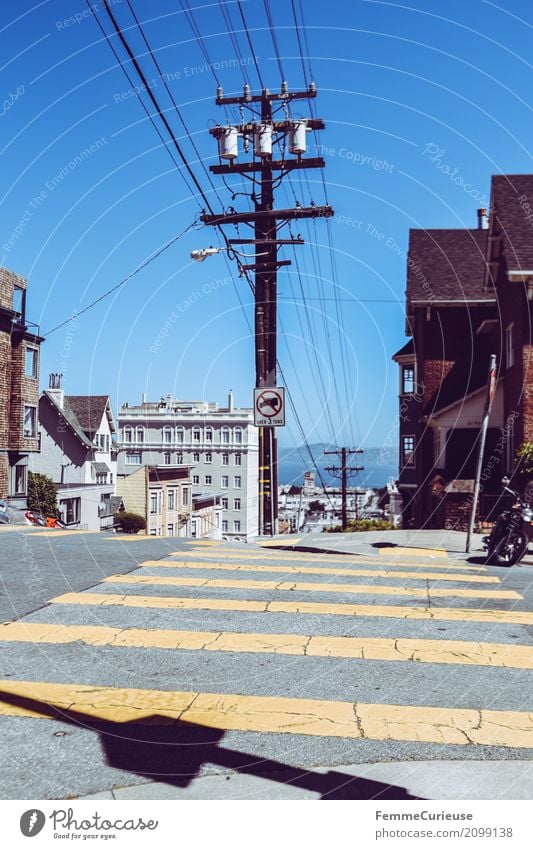 Roadtrip West Coast USA (256) Town Port City Vacation & Travel San Francisco Hill Electricity pylon Pedestrian crossing Zebra crossing Yellow Summer Sunbeam