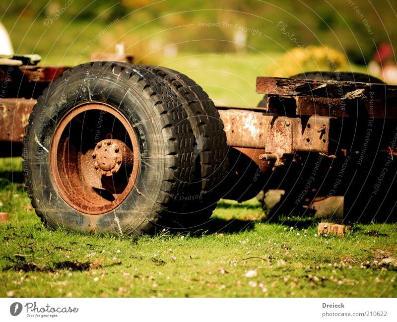 natural rust Sunlight Deserted Truck Trailer Metal Rust Old Broken Tire Colour photo Multicoloured Exterior shot Day Shadow Contrast Shallow depth of field