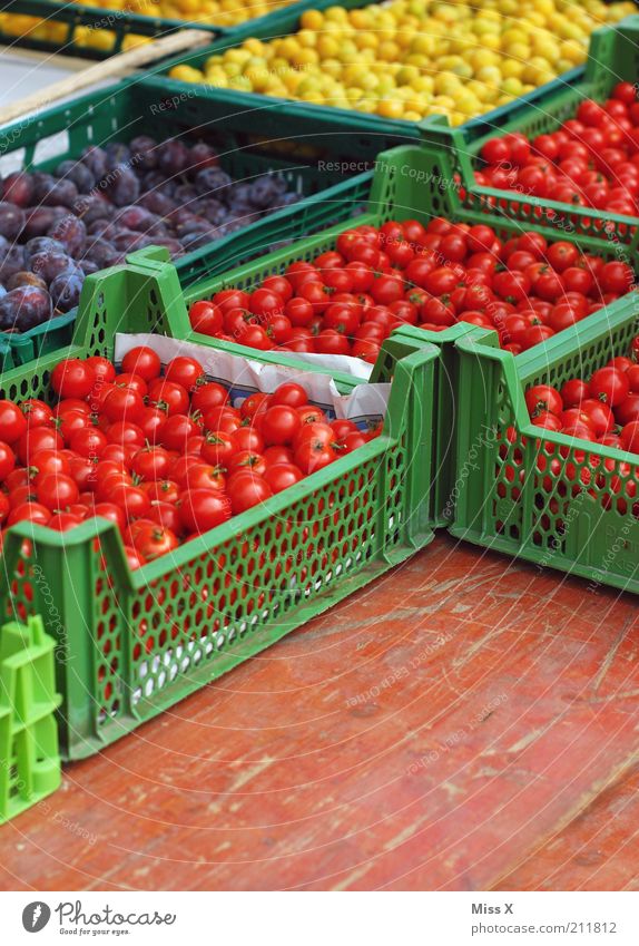 Yellow Purple Red Green Food Vegetable Fruit Nutrition Organic produce Vegetarian diet Healthy Marketplace Fresh Delicious Juicy Sour Sweet Multicoloured Colour