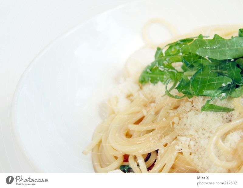 Remnants of yesterday Food Lettuce Salad Nutrition Lunch Dinner Slow food Italian Food To enjoy Hot Delicious Rucola Spaghetti Noodles Plate Food photograph