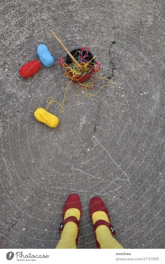 wool soup Wool Ball of wool woolen threads Muddled 3 Multicoloured Red Yellow Blue RGB feet Legs Stockings Footwear High heels Woman Girl feminine Street