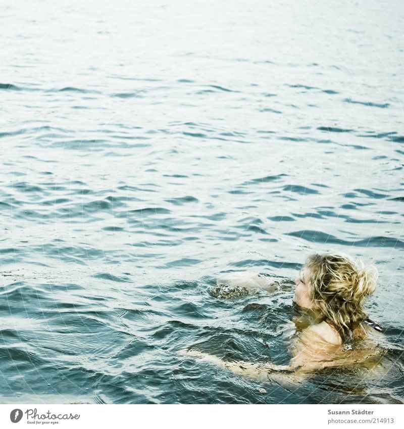 500 | Swimming trains Feminine 1 Human being Environment Elements Water Summer Beautiful weather Waves Surface of water Colour photo Exterior shot Day