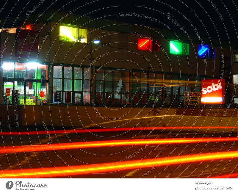 nightshot1 Night Dark Light Long exposure Stripe Commerce Traffic light beverage market Car Street