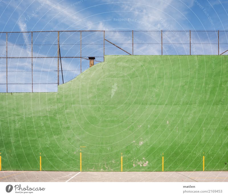 pelota Sports Ball sports Sporting Complex Blue Yellow Green Wall (barrier) Fence Marker line Sky Clouds Colour photo Exterior shot Pattern