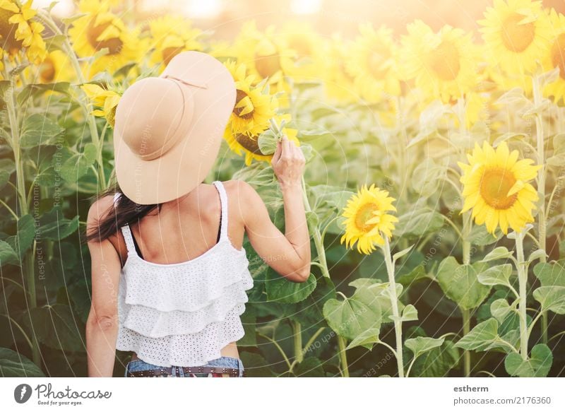 Girl in field of sunflowers Lifestyle Style Joy Wellness Vacation & Travel Adventure Freedom Human being Feminine Young woman Youth (Young adults) Woman Adults