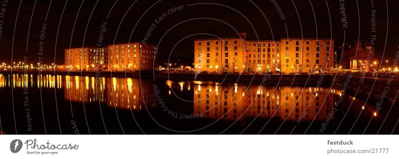 Liverpool Docks (Panorama) England Night Yellow Black Panorama (View) Architecture spitting Water Light Large Panorama (Format)